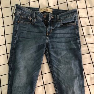 Hollister Super Skinny Jeans